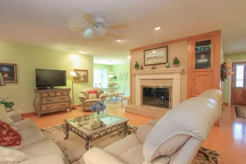 1132 Moorehead Pl, Pendleton, SC 29670 photo 5