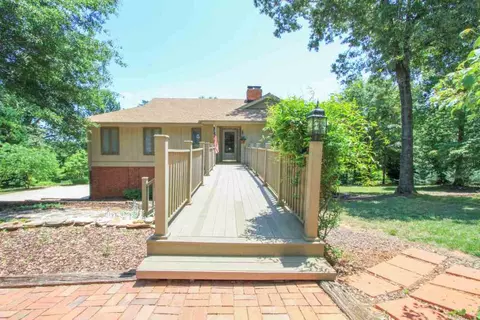 1132 Moorehead Pl, Pendleton, SC 29670 photo 2
