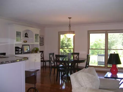 304 Hood Rd, Easley, SC 29640 photo 4