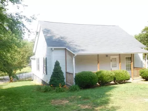 201 Baynard St, Easley, SC 29640 photo 2