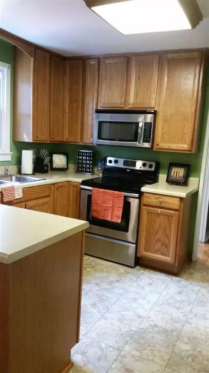 862 Greenville St, Pendleton, SC 29670 photo 9