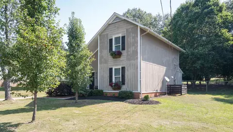 213 Evergreen St, Easley, SC 29642 photo 2