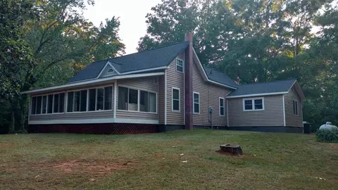 2883 Keowee Rd, Honea Path, SC 29654 photo 1