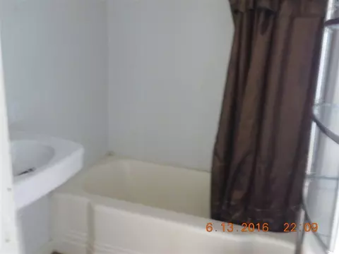 318 Kenneth St, Walhalla, SC 29691 photo 7