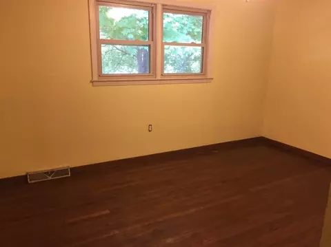 23 Spring St, Williamston, SC 29697 photo 8