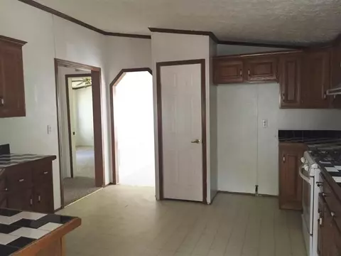 202 E South Boundary St, Walhalla, SC 29691 photo 11