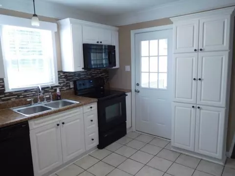 210 Georgetown Rd, Easley, SC 29640 photo 9