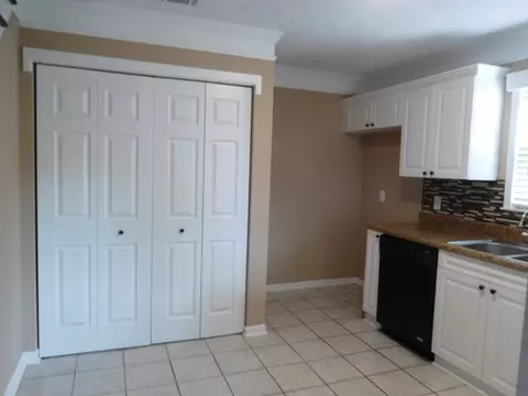 210 Georgetown Rd, Easley, SC 29640 photo 8