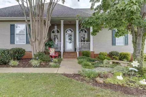 109 Hallmark Ln, Easley, SC 29640 photo 2