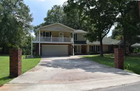 821 Belmina St, Pendleton, SC 29670 photo 2