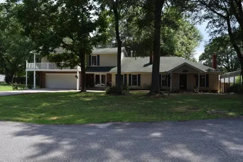 821 Belmina St, Pendleton, SC 29670 photo 3