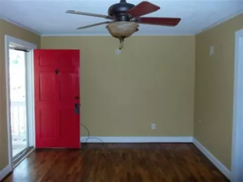 101 Augusta St, Easley, SC 29640 photo 3