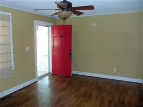 101 Augusta St, Easley, SC 29640 photo 2