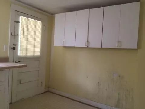 428 E Queen St, Pendleton, SC 29670 photo 2