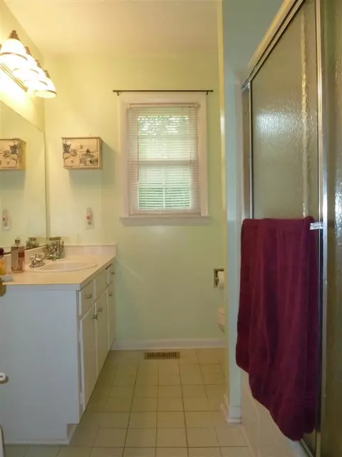 200 Evergreen Dr, Walhalla, SC 29691 photo 13