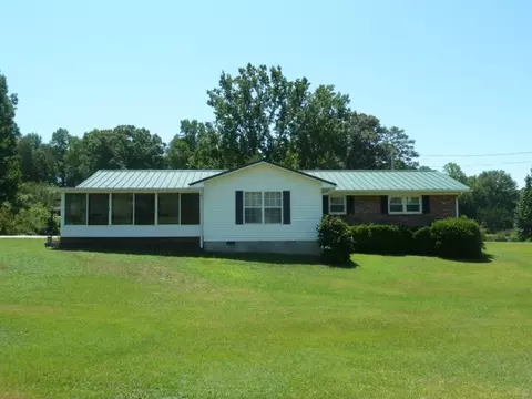 200 Evergreen Dr, Walhalla, SC 29691 photo 1