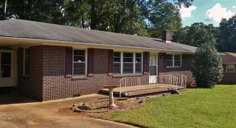 1002 Fairfield Dr, Anderson, SC 29621 photo 3
