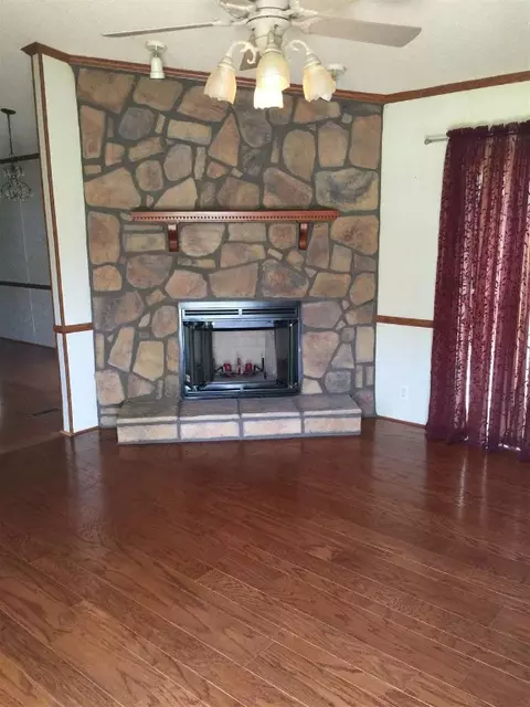 110 Avalon Dr, Walhalla, SC 29691 photo 2
