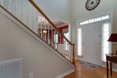 107 Walnut Hl, Easley, SC 29642 photo 3