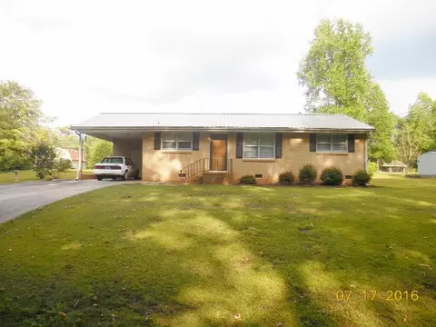 217 Iris Dr, Easley, SC 29642 photo 1