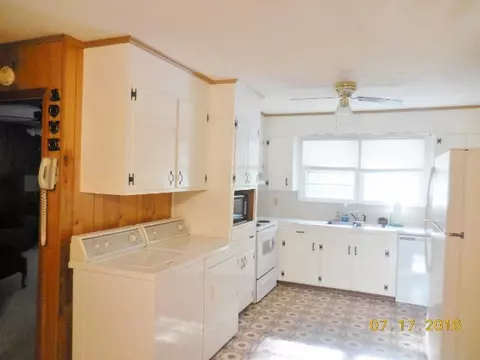 217 Iris Dr, Easley, SC 29642 photo 6