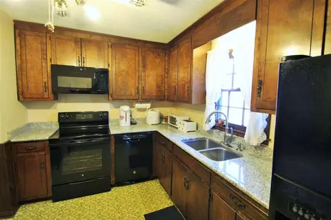 403 E Sunsetstrip, Seneca, SC 29672 photo 6