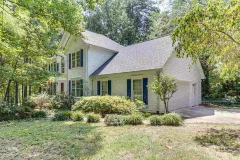 407 Shadow Oaks Dr, Easley, SC 29642 photo 1
