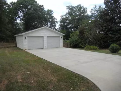 401 S C St, Easley, SC 29640 photo 27