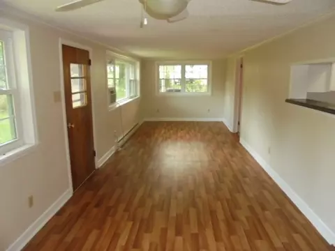 712 Crenshaw St, Pendleton, SC 29670 photo 5