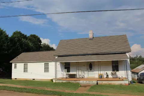 123 Hampton St, Pelzer, SC 29669 photo 2
