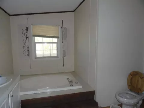 293 Scott Ln, Pelzer, SC 29669 photo 3