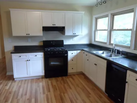 694 Pickett Post Rd, Walhalla, SC 29691 photo 13