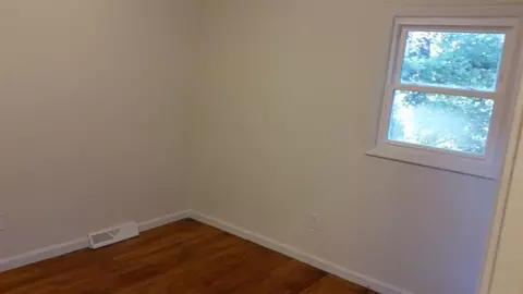 954 Crenshaw St, Pendleton, SC 29670 photo 5