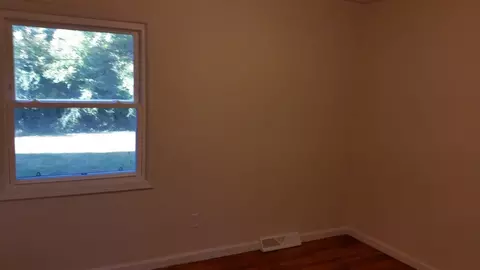 954 Crenshaw St, Pendleton, SC 29670 photo 6