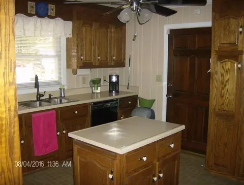 301 Crescent St, Easley, SC 29640 photo 6