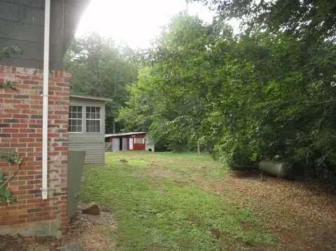968 Latham Rd, Easley, SC 29640 photo 3