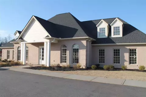 133 Coppermine Dr, Easley, SC 29642 photo 2