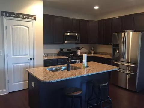 511 Ivy Spring Ct, Seneca, SC 29678 photo 4
