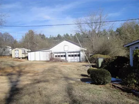1210 N Catherine St, Walhalla, SC 29691 photo 7