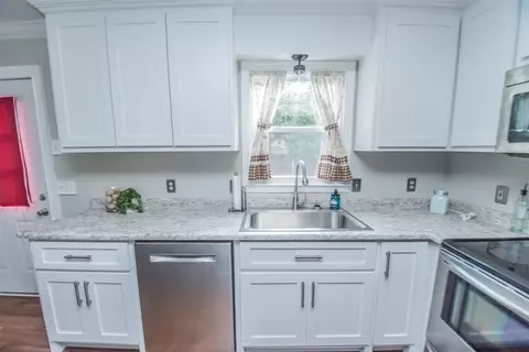 101 Rochester Rd, Easley, SC 29640 photo 11