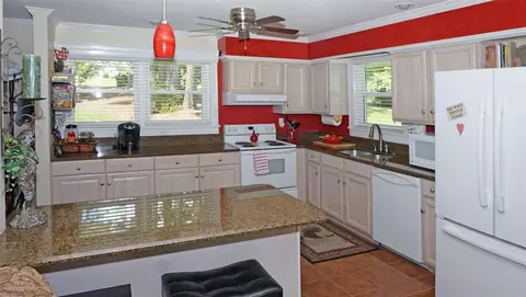 210 Traywick Dr, Anderson, SC 29621 photo 8