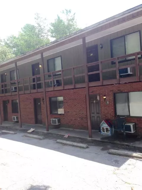 116 Creekside Dr, Clemson, SC 29631 photo 2