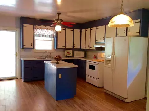 408 Mount Forest Cir, Easley, SC 29640 photo 3