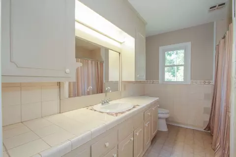 111 Coker Cir, Central, SC 29630 photo 9