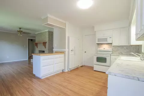 111 Coker Cir, Central, SC 29630 photo 13