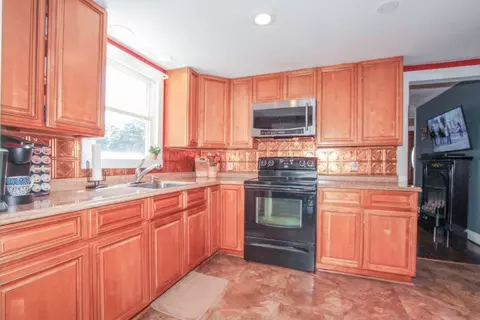 17 Conner St, Pelzer, SC 29669 photo 8