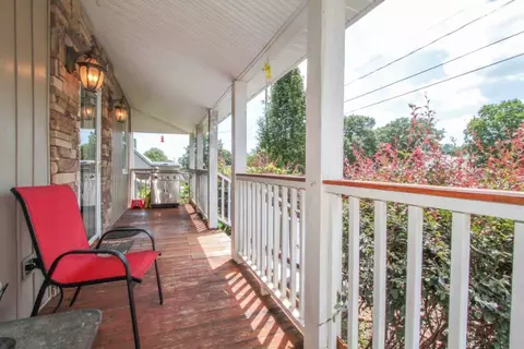 17 Conner St, Pelzer, SC 29669 photo 3