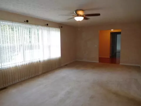 169 Grandview Dr, Easley, SC 29640 photo 2