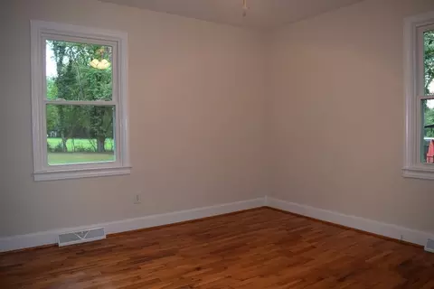 126 Ramseur St, Central, SC 29630 photo 9