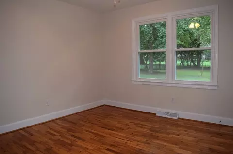 126 Ramseur St, Central, SC 29630 photo 12